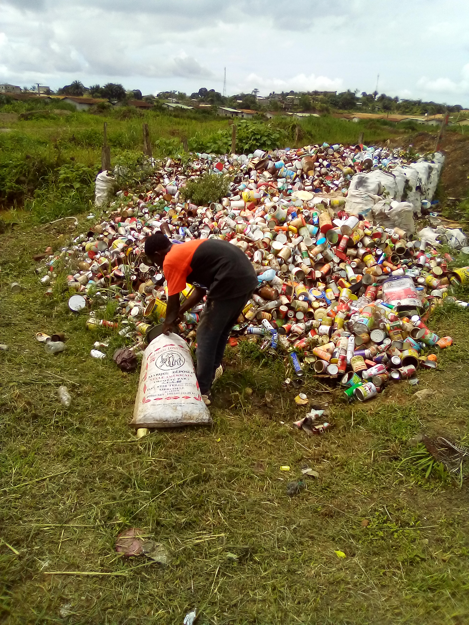 Métaux légers, boîtes, cannettes